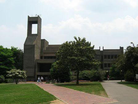 Lauinger_Library-1.jpg