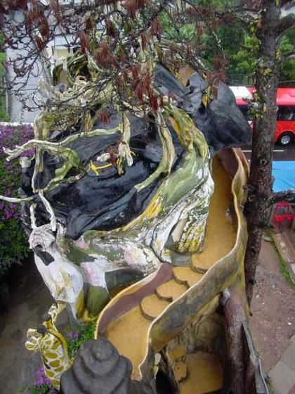 crazy_house_46.jpg
