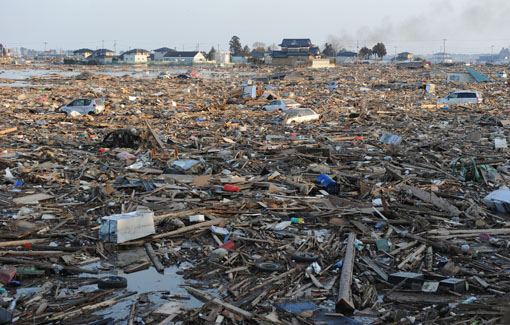 JapanEarthquakeTsunami2011-003.jpg