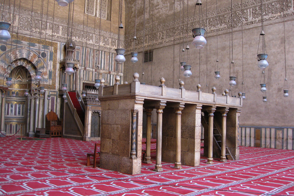 Inside-Mosque-of-Sultan-Hassan.jpg