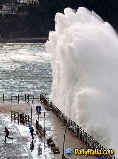big_wave.jpg