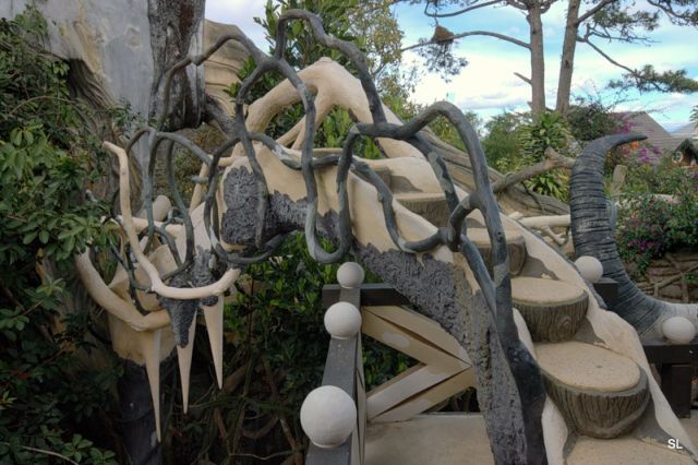 crazy_house_12.jpg