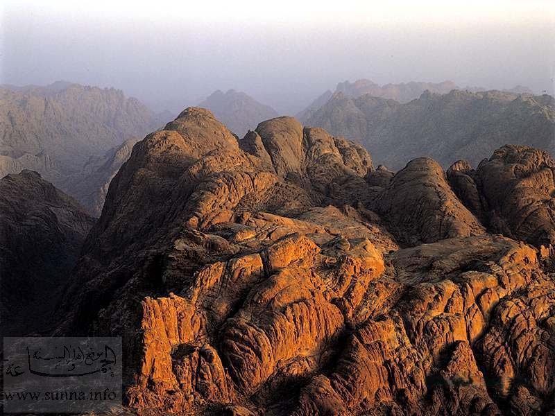 sinai_mount.jpg