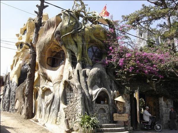 crazy_house_33.jpg