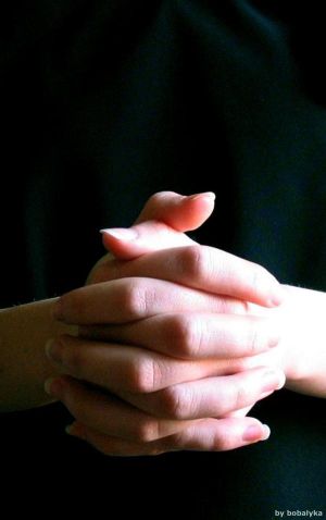 Pray_by_bobalyka.jpg