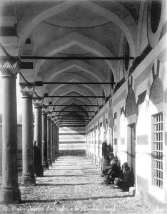 Sulaimaniah_side_portal.jpg