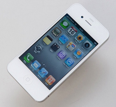 white-iphone-4-spy-pics-21.jpg