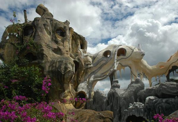 crazy_house_31.jpg